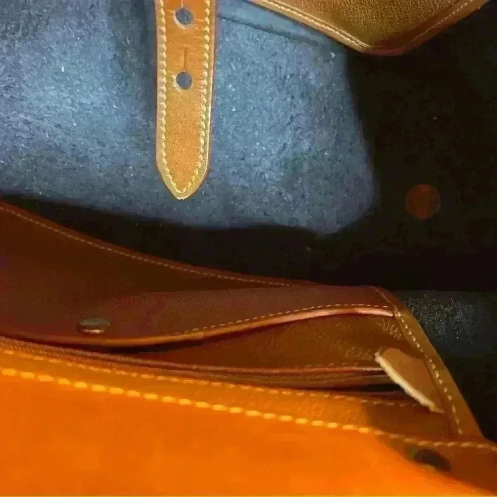 Dooney & Bourke Vintage Doctor Satchel - Picture 11 of 14